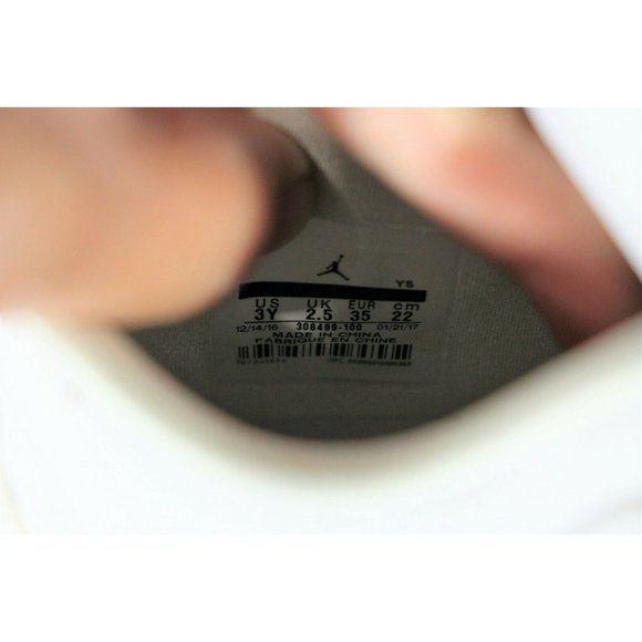 Nike Air Jordan 4 Retro Pure Money 2017 (PS) N397 - Picture 8 of 9